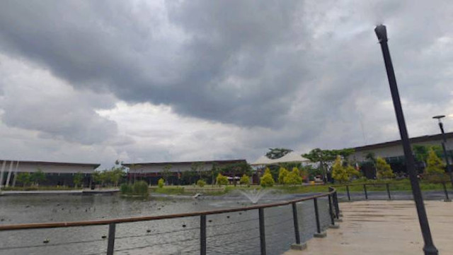 Taman / cara masuk ke kiara artha park, foto: google street view