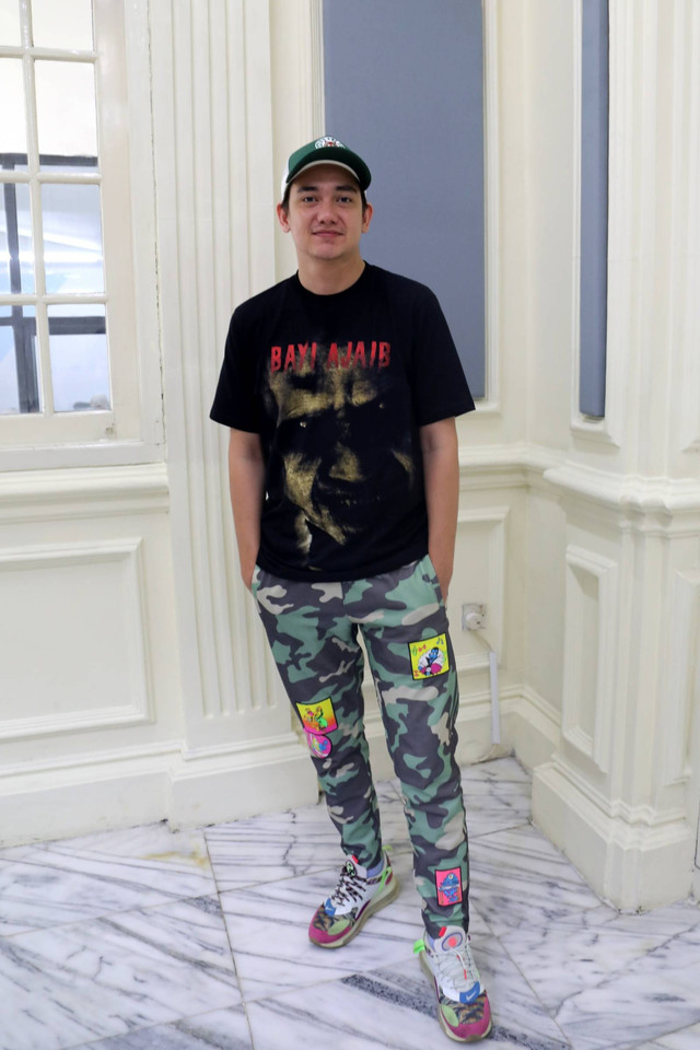 Cast Film Bayi Ajaib, Adipati Dolken, saat media visit ke kantor kumparan, Rabu (12/1/2023). Foto: Melly Meiliani/kumparan