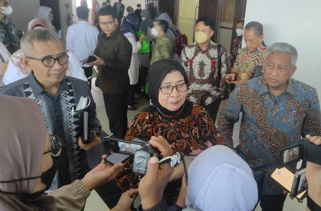 Menteri kesehatan RI periode 2014 hingga 2019 Prof. Dr. dr. Nila Djuwita Faried Anfasa Moeloek, Sp.M(K). Foto: Masruroh/Basra