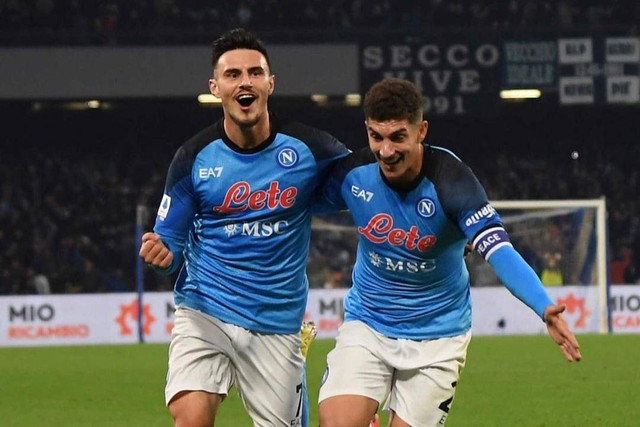 Napoli mengalahkan Juventus di pekan ke-18 Liga Italia 2022/23, di Stadion Diego Armando Maradona, Sabtu (14/1/2023).
 Foto: Instagram/@officialsscnapoli