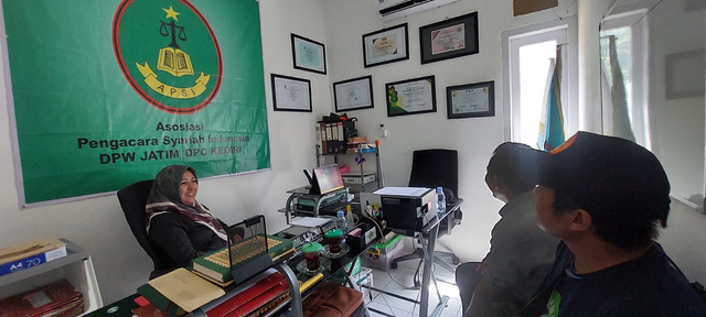 Fatmah Isroil Associates dan HAM Associates Bersinergi Dalam Pengkaderan Advokat dan Praktisi Hukum Bermental Nasionalis untuk Mahasiswa, dpc apsi Kediri