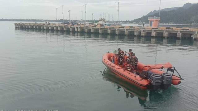 SAR Timika melakukan pencarian kepada pemancing yang hilang di perairan Kaimana, Papua Barat. Foto SAR Timika