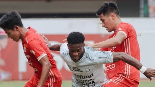 Pertandingan antara Persija vs Bali United dalam laga pekan ke-18 Liga 1 2022/23 di Stadion Patriot, Bekasi, Minggu (15/1/2023). Foto: Twitter/@BaliUtd