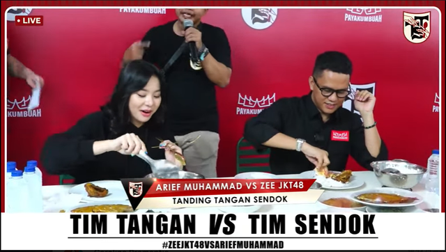 Pertandingan makan nasi padang. Foto: YouTube Arief Muhammad