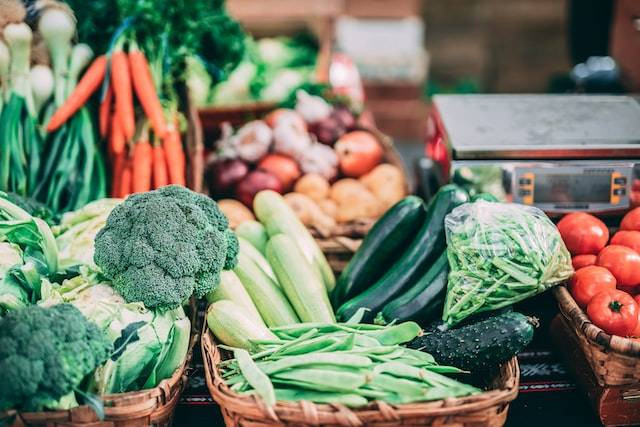 Ilustrasi sayur yang paling rendah. Foto: Unsplash/Iñigo De la Maza