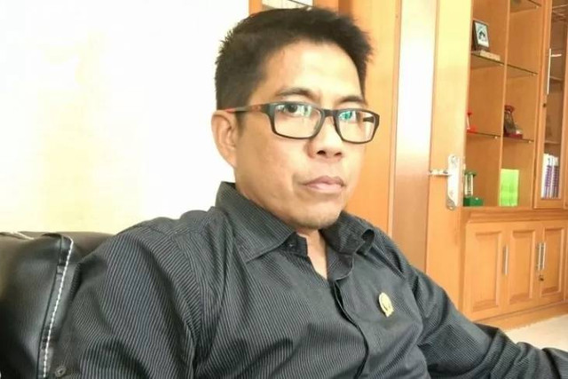 Syahruddin M Noor dari Partai Demokrat kini menjabat Ketua DPRD Kabupaten Penajam Paser Utara/PPU sisa masa jabatan 2019-2024 pada 4 April 2022. Foto: Bagus Purwa/Antara News