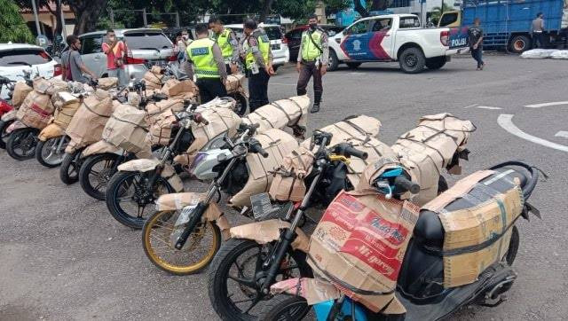 Motor bodong yang diamankan Satlantas Polres Sikka, Selasa (19/1/2021). Foto: istimewa.