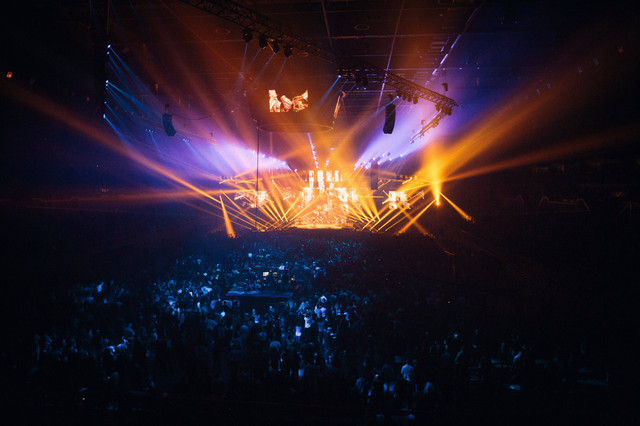 Ilustrasi Harga Tiket Konser Westlife 2023 di ICE BSD. Foto: pexel.com/bence.