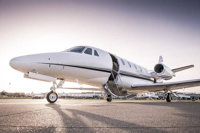 Ilustrasi private jet. Foto: Shutter Stock