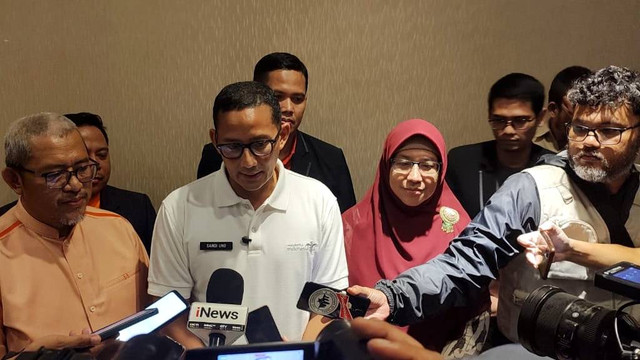 Sandiaga Uno usai mengisi acara di Hotel Zest, Kota Bandung. Foto: Rachmadi Rasyad/kumparan