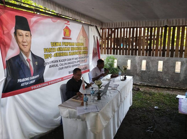 Keterangan foto: Pelaksanaan pendidikan kader bagi bakal caleg Partai Gerindra Sikka. Foto:istimewa.