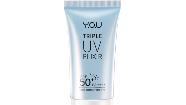 YOU Triple UV Elixir SPF 50+ PA++++ cocok digunakan untuk kulit sensitif. Foto: dok. YOU Beauty