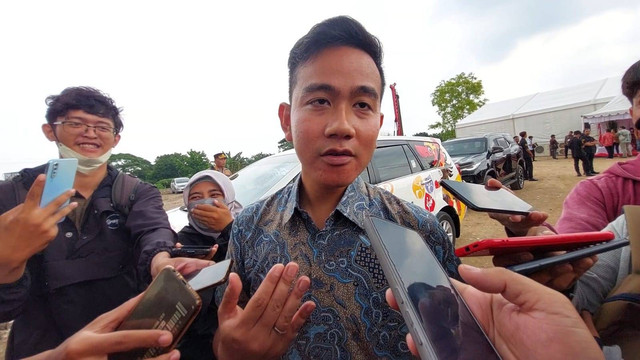 Wali Kota Solo Gibran Rakabuming Raka usai groundbreaking Museum Budaya Sains dan Teknologi Bengawan Solo, Rabu (25/1/2023). Foto: Dok. Istimewa