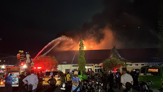 Kebakaran di Polda Kalimantan Selatan, Rabu (25/1/2023). Foto: Dok. Istimewa