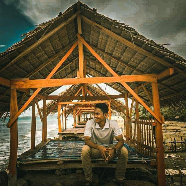 Pokoknya ceria aja dulu, paksa diri untuk selalu ceria. Cemberut bagi saya masalah, kayak gak ridho dengan ketentuan Allah -Gus Baha. Foto : Dokumen Pribadi