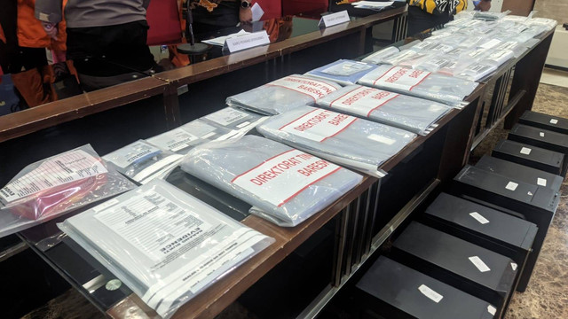 Jumpa pers pengungkapan situs judi online Mastertogel78 di Mabes Polri, Jumat (27/1). Foto: Jonathan Devin/kumparan