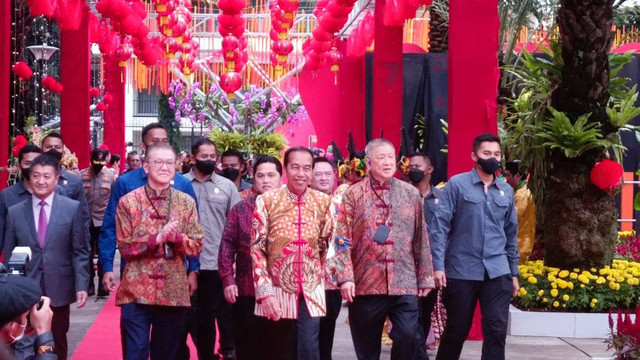 Presiden Jokowi menghadiri perayaan Imlek Nasional 2023 di Lapangan Banteng, Jakarta Pusat, Minggu (29/1). Foto: Hedi/kumparan