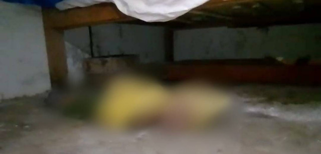 Keterangan foto: Balita yang diikat dan dikurung orang tua asuh di Kabupaten TTS. Foto:istimewa.