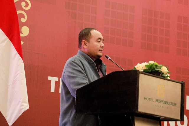 Anggota KPU Mochamad Afifuddin menyampaikan sambutan dalam kegiatan Uji Publik Tindak Lanjut Putusan Mahkamah Konstitusi Nomor 80/PUU-XX/2022 di Jakarta, Selasa (31/1/2023). Foto: Jamal Ramadhan/kumparan