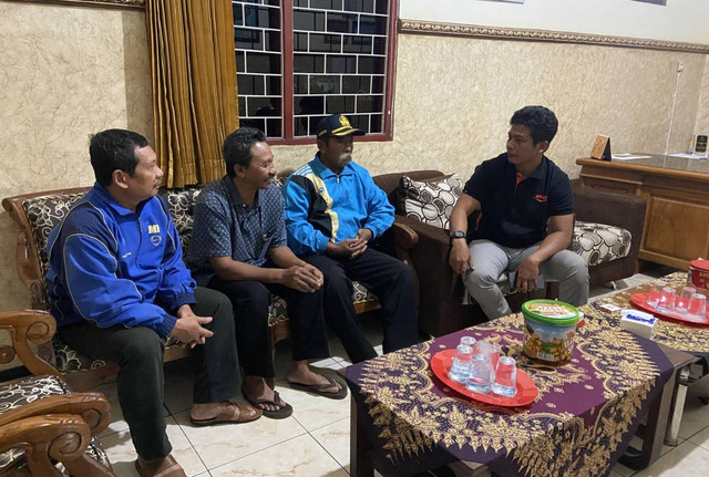 Jual Kalender Ponpes Bodong, 8 Santri Gadungan Asal Demak Diamankan di Kediri