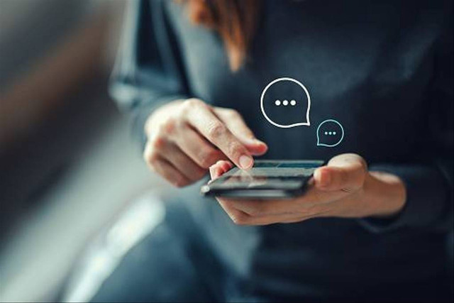 Fast respon chat artinya apa? Foto: Unsplash.com