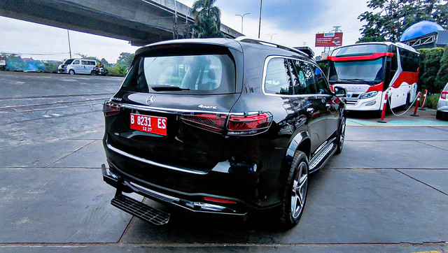 Wujud mobil Mercedes-Benz GLS 450 yang jadi armada Paspampres karya karoseri Delima Jaya. Foto: dok. Delima Jaya