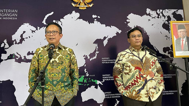 Konferensi pers pertemuan Bappebti dan Ombudsman Republik Indonesia terkait perkembangan, penanganan, dan penyelesaian laporan masyarakat terkait Bappebti, Kamis (2/2/2023).  Foto: Fariza Rizky Ananda/kumparan