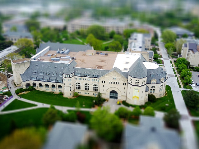 Ilustrasi sinonim kata replika. Sumber: www.pexels.com.