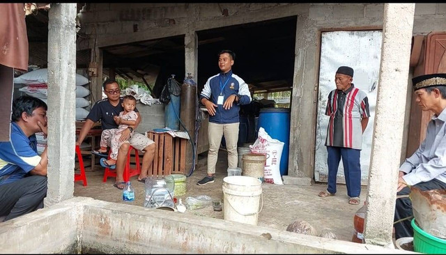 proses pelatihan pembuatan obat organik penyakit lele