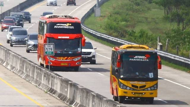 Tarif tol Leces Surabaya 2023. Foto: Ari Bowo Sucipto/Antara Foto