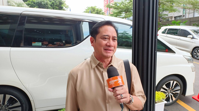 Ayah Verrell Bramasta, Ivan Fadilla, soal anaknya dijodoh-jodohkan dengan Fuji. Foto: Aprilandika Pratama/kumparan