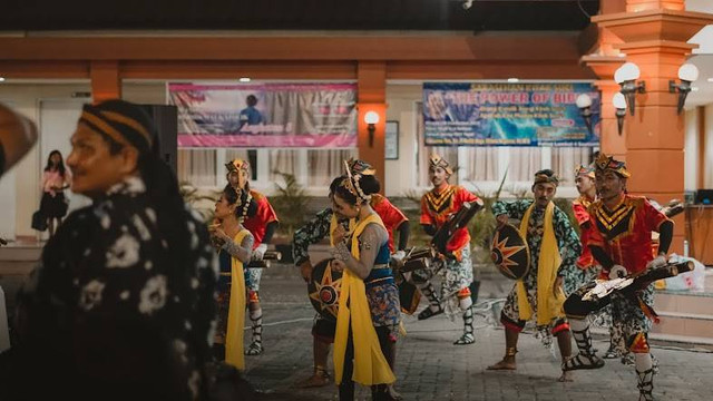 Sumber: Group Angklung Laras Sworo.
