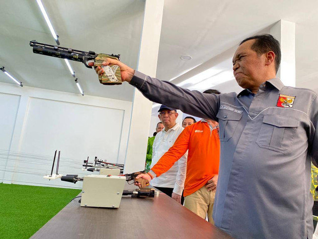 Pemprov Kalbar meresmikan lapangan tembak di GOR Pangsuma Pontianak. Foto: Lydia Salsabilla/Hi!Pontianak