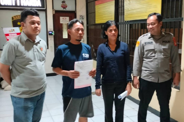 Guru SD Negeri di Duren Sawit, Jakarta Timur, yang cabuli 7 muridnya. Foto: Dok. Istimewa