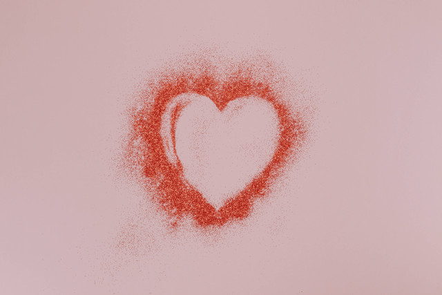  Ucapan Kata Valentine yang Romantis untuk Kekasih, Foto Unsplash/Pawel Czerwinski