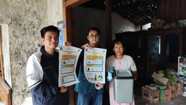 Sosialisasi Pengelolaan Sampah Ala Jepang Kepada Masyarakat Sekitar Desa Kendel