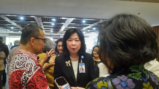 Calon Deputi Gubernur, Bank Indonesia (BI), Filianingsih Hendrata usai jalani fit and proper test di Komisi XI DPR RI, Senin (13/2/2023). Foto: Ave Airiza Gunanto/kumparan