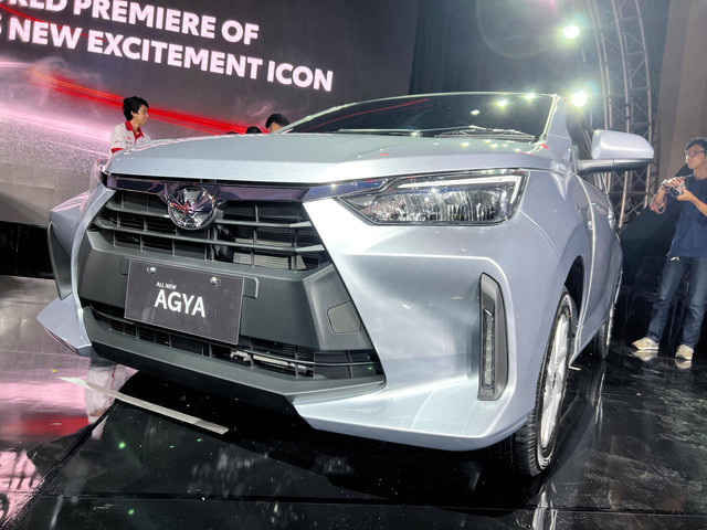 PT Toyota-Astra Motor (TAM) memperkenalkan Toyota Agya generasi terbaru yang debut secara global di Jakarta (13/2/2023). Foto: Sena Pratama/kumparan
