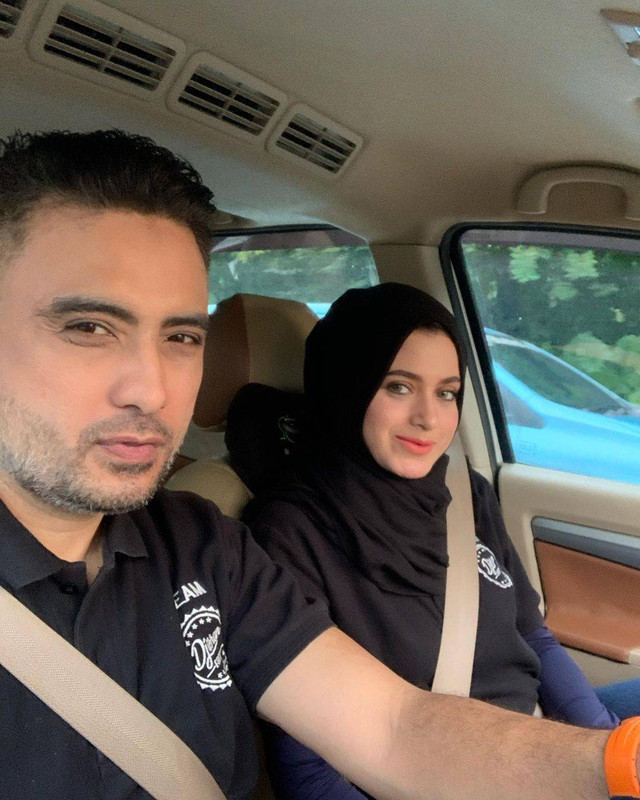 Rizal Djibran dan istrinya, Sarah. Foto: Instagram/@rizaldjibran_