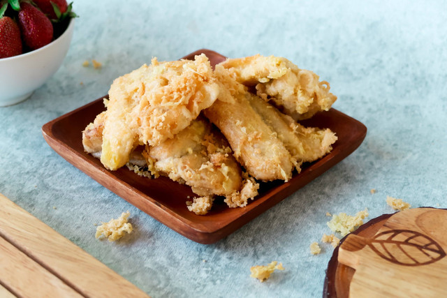Ilustrasi pisang goreng. Foto: Shutterstock