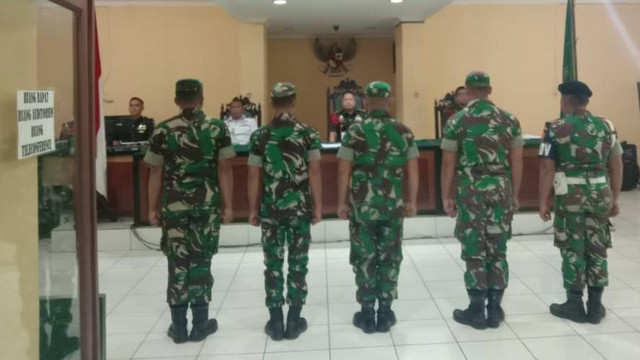 4 personel TNI AD, tersangka pelaku pembunuhan dengan mutilasi di Timika. Foto: Faisal Narwawan/BumiPapua