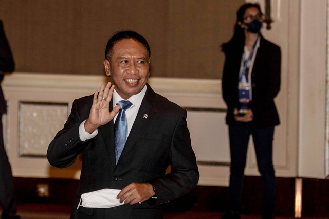 Menpora Zainudin Amali selaku calon Wakil Ketua Umum PSSI menghadiri Kongres Luar Biasa Persatuan Sepak Bola Seluruh Indonesia (PSSI) 2023 di Jakarta, Kamis (16/2/2023). Foto: Aprilio Akbar/ANTARA FOTO