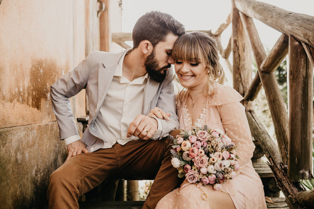 Ilustrasi Kata-kata buat Suami Tersayang, Menyentuh Hati. Foto: Unsplash/Jonathan Boba.