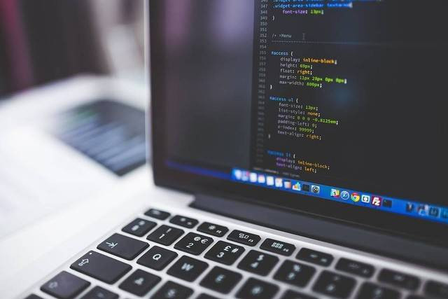 Ilustrasi Proses Pembuatan Software. Foto: Pexels.com