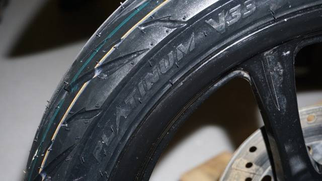 Daftar ukuran ban motor ring 17. (Foto: Gesit Prayogi/kumparanOTO)