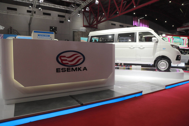 Esemka di Indonesia International Motor Show 2023 di JiExpo Kemayoran, Jakarta, Kamis (16/2/2023).
 Foto: Jamal Ramadhan/kumparan