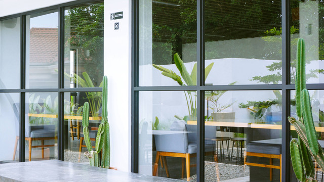  Ilustrasi Tempat Hangout di Malang yang Ada Live Music, Foto Unsplash/Dwi Asy Syafa'Atul Ulyah