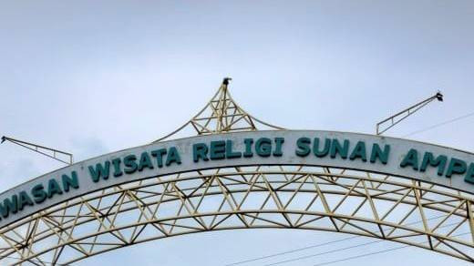 Kawasan Wisata Religi Sunan Ampel (Sumber : Dokumen Pribadi) 