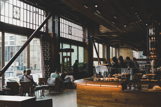 Ilustrasi Cafe untuk Reuni di Bali. Foto: Unsplash/RR Abrot.