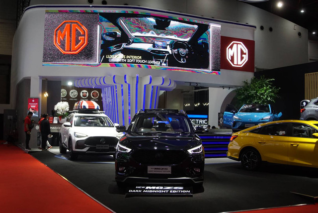 Tampilan mobil MG ZS di IIMS 2023, Ji Expo, Jakarta, Senin (20/2/2023). Foto: Iqbal Firdaus/kumparan